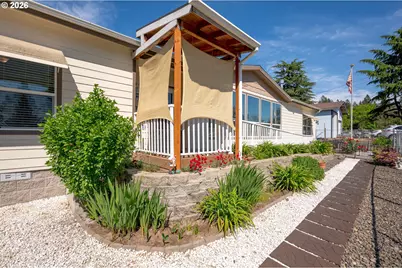 532 E Water St, Lafayette, OR 97127 - Photo 7