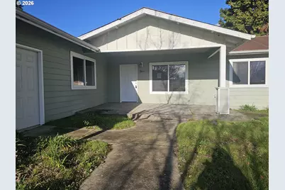 183 E Dodge St, Lebanon, OR 97355 - Photo 1