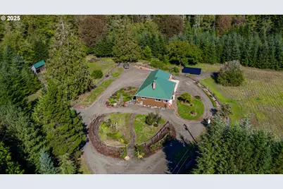 9602 Harlan Rd, Eddyville, OR 97343 - Photo 3