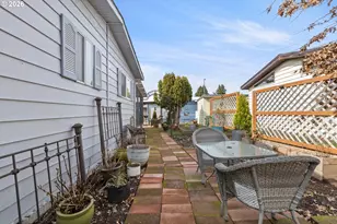 1199 N Terry St, Eugene, OR 97402 - Photo 39