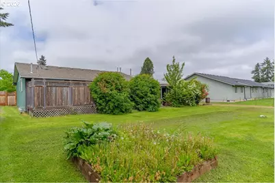 2733 Birch St, Lebanon, OR 97355 - Photo 41