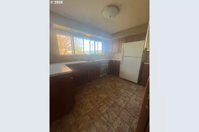 18205 NW Reeder Rd, Portland, OR 97231 - Photo 9