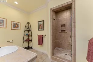 245 Fairway Village Ln, Roseburg, OR 97471 - Photo 29
