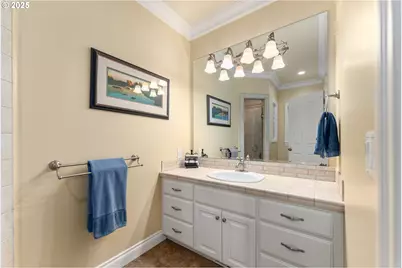 245 Fairway Village Ln, Roseburg, OR 97471 - Photo 31