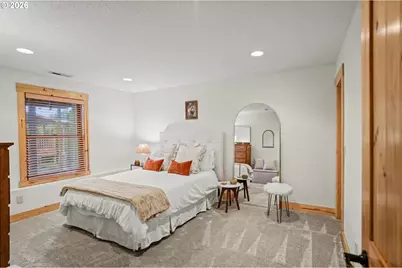 1970 Landaggard Dr, Salem, OR 97304 - Photo 35