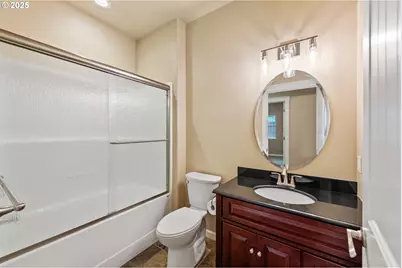 1065 Crocker St, Coos Bay, OR 97420 - Photo 27