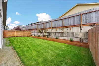 1065 Crocker St, Coos Bay, OR 97420 - Photo 33