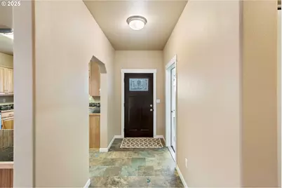 1065 Crocker St, Coos Bay, OR 97420 - Photo 5