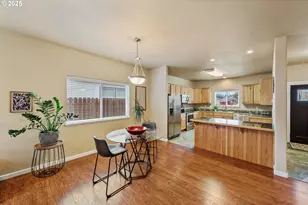 1065 Crocker St, Coos Bay, OR 97420 - Photo 11