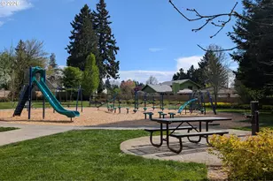 10992 SE Stanley Ave, Milwaukie, OR 97222 - Photo 45