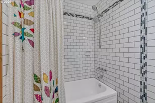 1930 SW Willow Pkwy, Gresham, OR 97080 - Photo 33