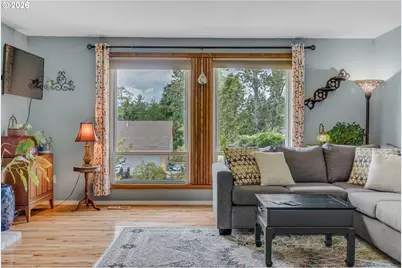 1930 SW Willow Pkwy, Gresham, OR 97080 - Photo 9