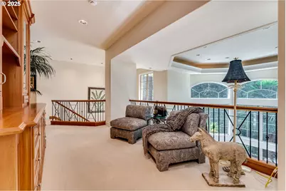 802 NE Brennan Ln, Hillsboro, OR 97124 - Photo 19