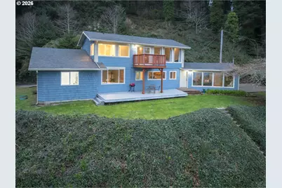3823 Yaquina Bay Rd, Newport, OR 97365 - Photo 1