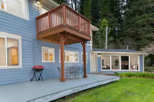 3823 Yaquina Bay Rd, Newport, OR 97365 - Photo 23