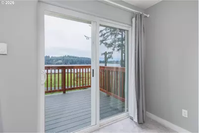 3823 Yaquina Bay Rd, Newport, OR 97365 - Photo 29
