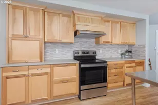 3823 Yaquina Bay Rd, Newport, OR 97365 - Photo 9