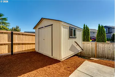1942 Adelman Loop, Eugene, OR 97402 - Photo 17