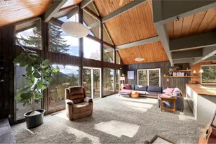 34795 Row River Rd, Cottage Grove, OR 97424 - Photo 25