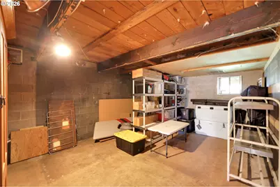 34795 Row River Rd, Cottage Grove, OR 97424 - Photo 47