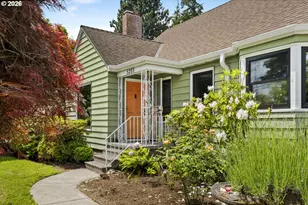 5285 NE 72nd Ave NE, Portland, OR 97218 - Photo 3