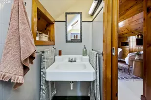 5285 NE 72nd Ave NE, Portland, OR 97218 - Photo 37