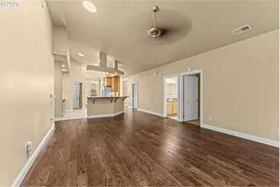 2195 Garfield St, North Bend, OR 97459 - Photo 9
