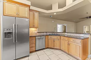 2195 Garfield St, North Bend, OR 97459 - Photo 13