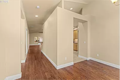 2195 Garfield St, North Bend, OR 97459 - Photo 5
