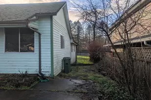 617 N Grant St, Newberg, OR 97132 - Photo 17