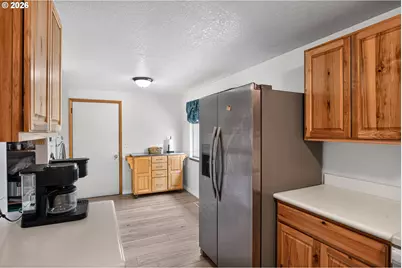 630 NW 6th St, Ontario, OR 97914 - Photo 13