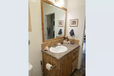 880 N 11th Ave, Elgin, OR 97827 - Photo 7