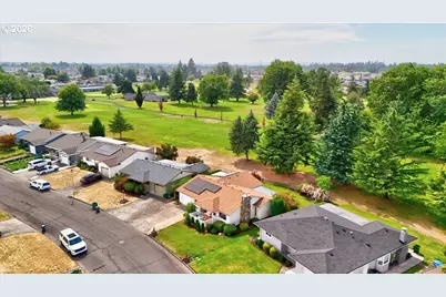 1673 Princeton Rd, Woodburn, OR 97071 - Photo 43