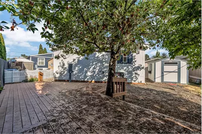 570 N 10th Ave #2, Cornelius, OR 97113 - Photo 27