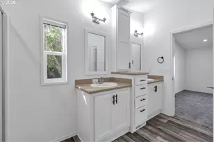 570 N 10th Ave, Cornelius, OR 97113 - Photo 23