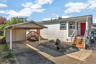 570 N 10th Ave, Cornelius, OR 97113 - Photo 3
