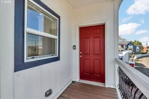 570 N 10th Ave, Cornelius, OR 97113 - Photo 5