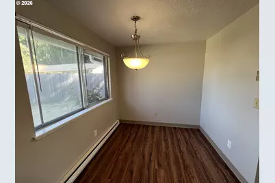 8608 NW 10th Ct, Vancouver, WA 98665 - Photo 9