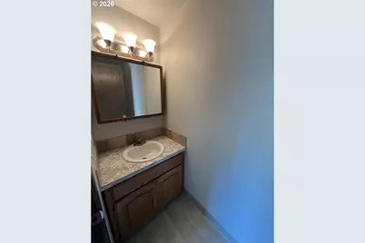 8608 NW 10th Ct, Vancouver, WA 98665 - Photo 17