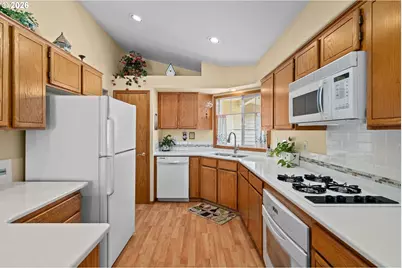 3081 SW 31st St, Gresham, OR 97080 - Photo 25
