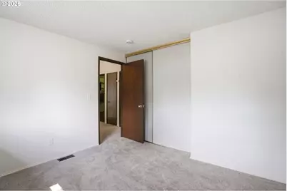 64 Wheatherstone Ct #36, Lake Oswego, OR 97035 - Photo 9