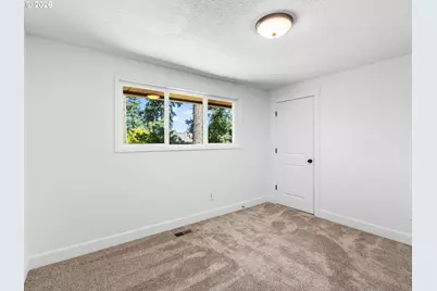 16720 SE Valley View Rd, Milwaukie, OR 97267 - Photo 19