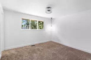 16720 SE Valley View Rd, Milwaukie, OR 97267 - Photo 13