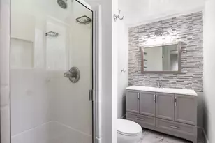 16720 SE Valley View Rd, Milwaukie, OR 97267 - Photo 21