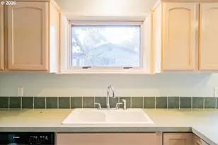 3603 Pioneer Dr SE, Salem, OR 97302 - Photo 15