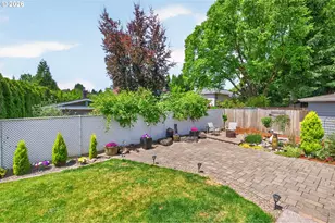 671 NW Allen Ct, McMinnville, OR 97128 - Photo 31