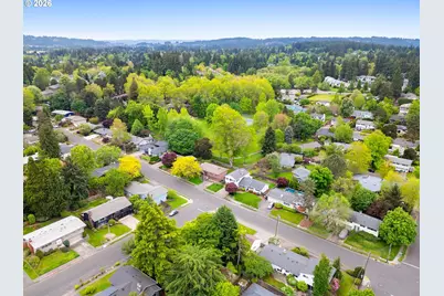 7470 SW Hillcrest Pl, Beaverton, OR 97008 - Photo 43