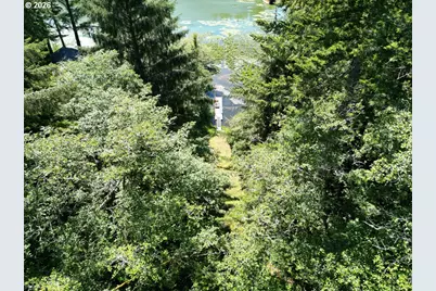 83558 Kiechle Arm Rd, Florence, OR 97439 - Photo 3