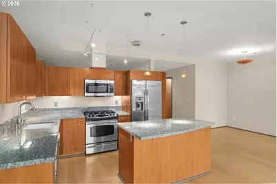 1221 SW 10th Ave #702, Portland, OR 97205 - Photo 11