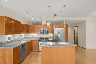 1221 SW 10th Ave, Portland, OR 97205 - Photo 13